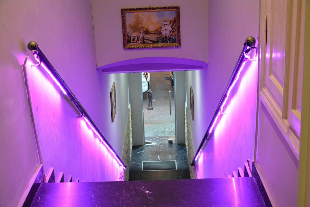 Фото Perron Hotel