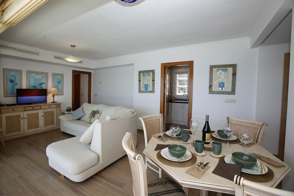 Фото Exclusive Frontline Apt. in Luxury Residence