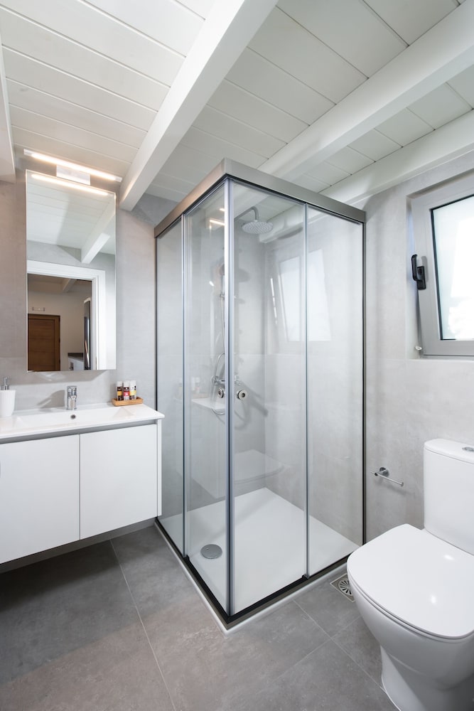 Фото Theros Residence