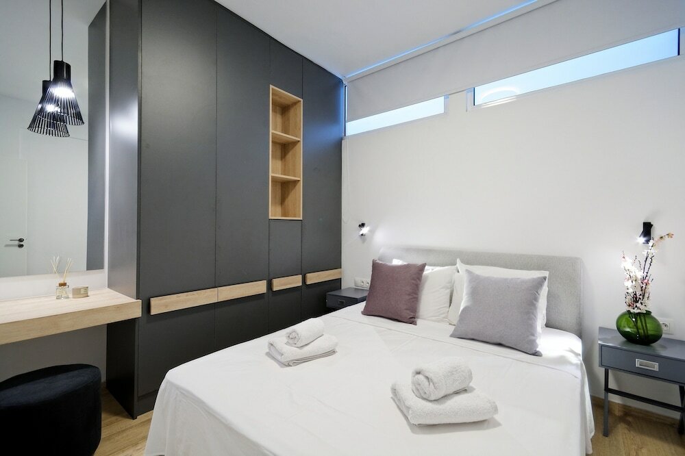 Фото Industrial style apt in Athens city