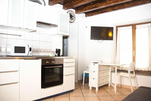 Гостиница Hotel Tornielli 9 в Новаре
