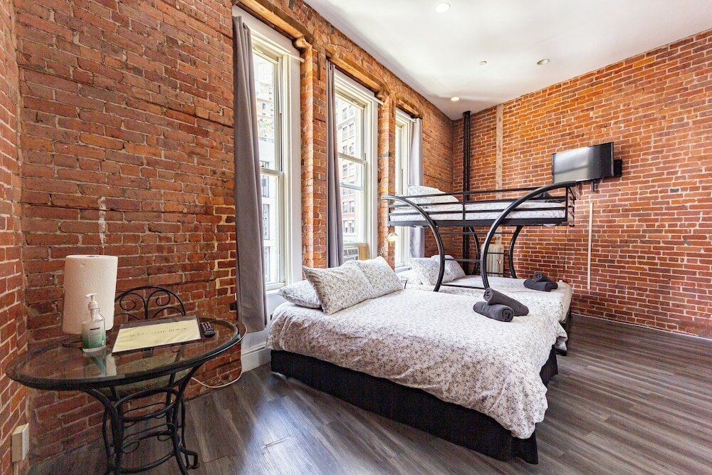 Фото StudioPlus Jg Stay