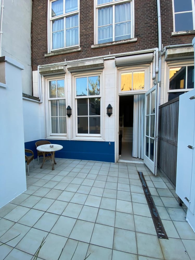 Фото Hotel Bridges House