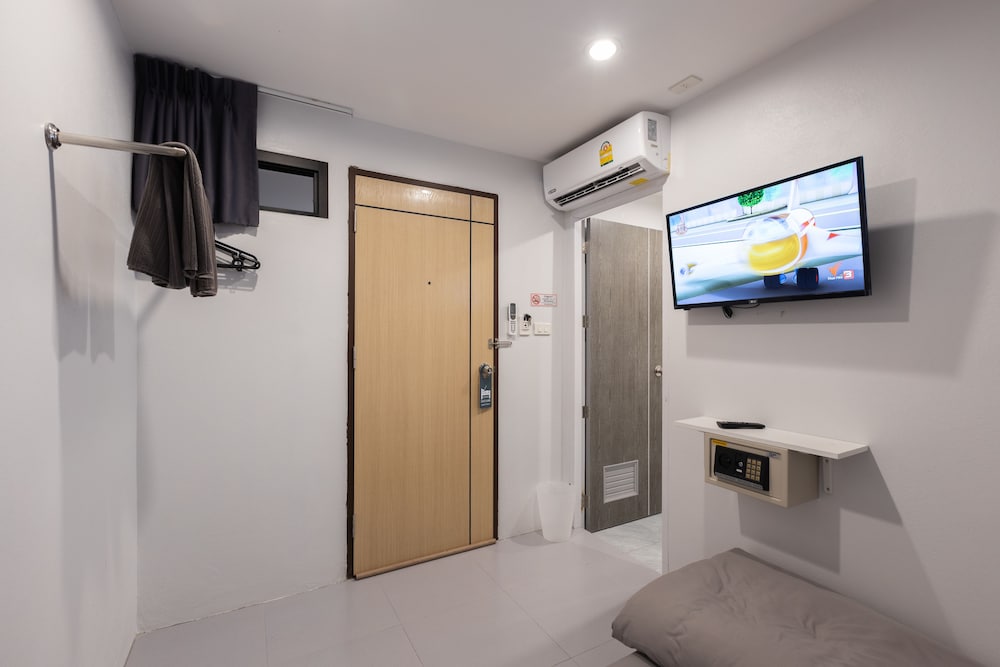 Фото Minimal House Patong - Adults Only