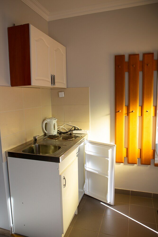 Фото Hunyadi Panzió- Apartmanház