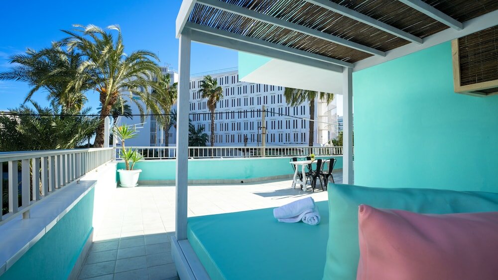 Фото Tabbu Ibiza Apartments
