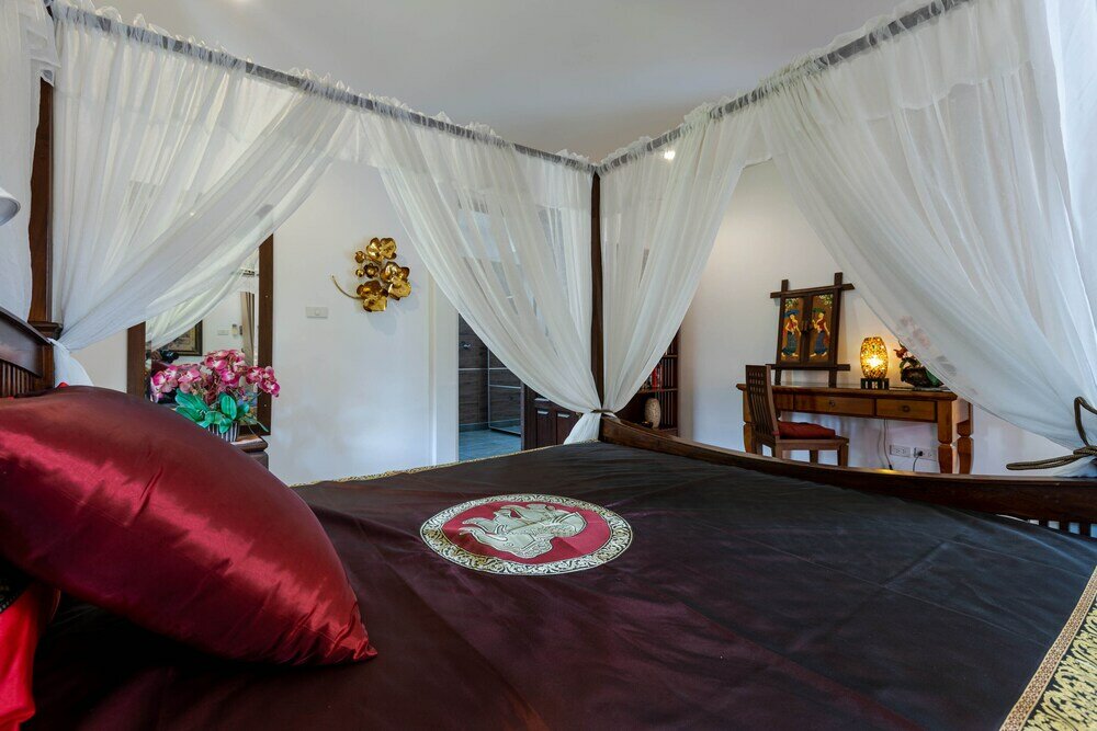 Фото Bali Style Mansion In Great Location Hg
