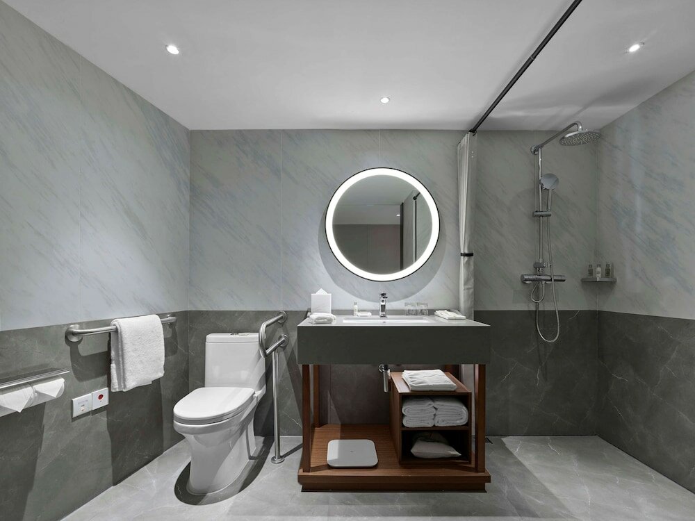 Фото Hilton Garden Inn Lhasa