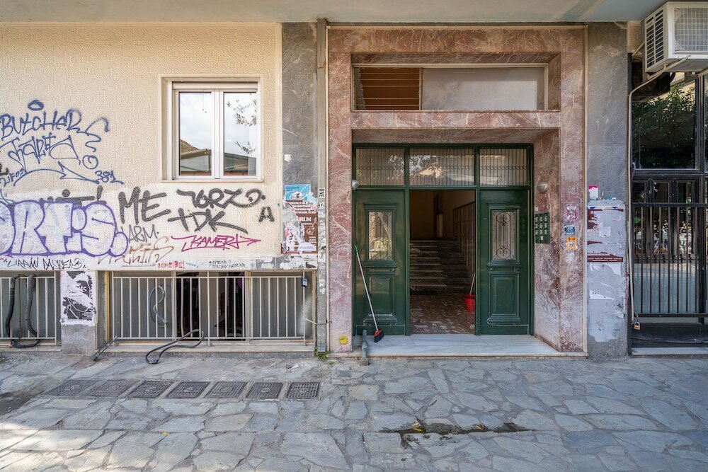 Фото Petit Keramikos Studio - Historic Center