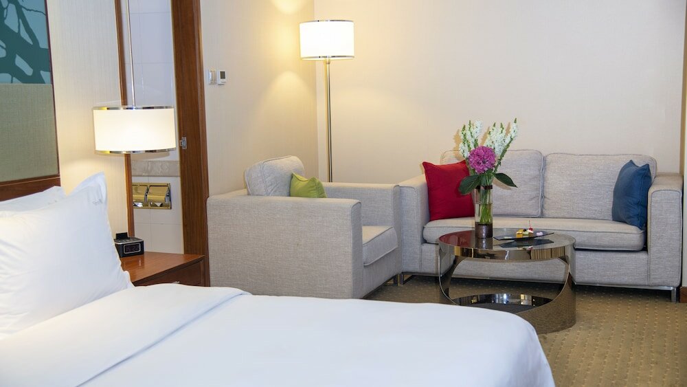 Фото Holiday Inn Shenzhen Donghua, an Ihg Hotel