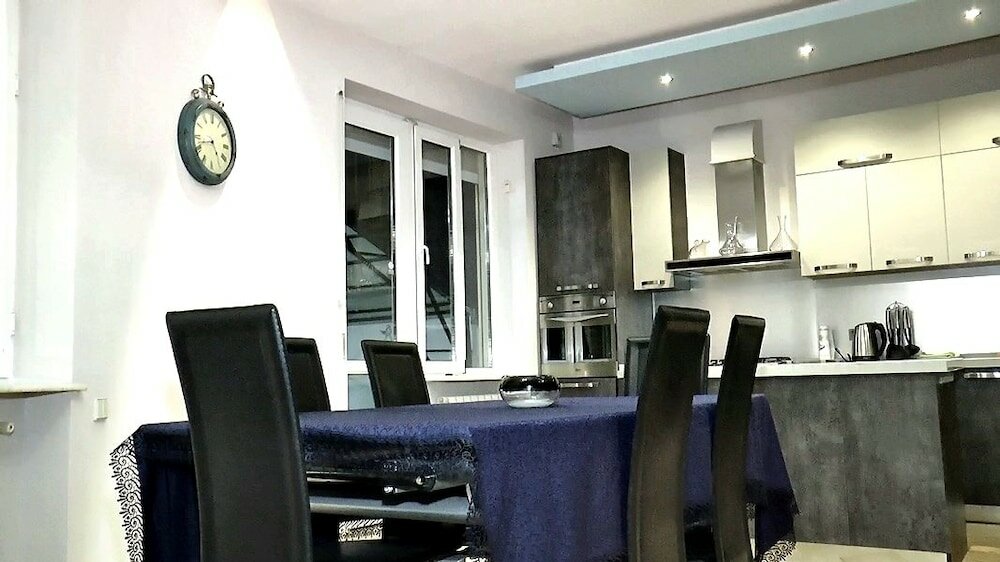 Фото Villa Courtyard