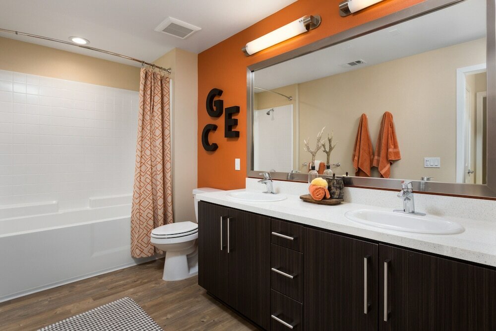 Фото Avalon Baker Ranch