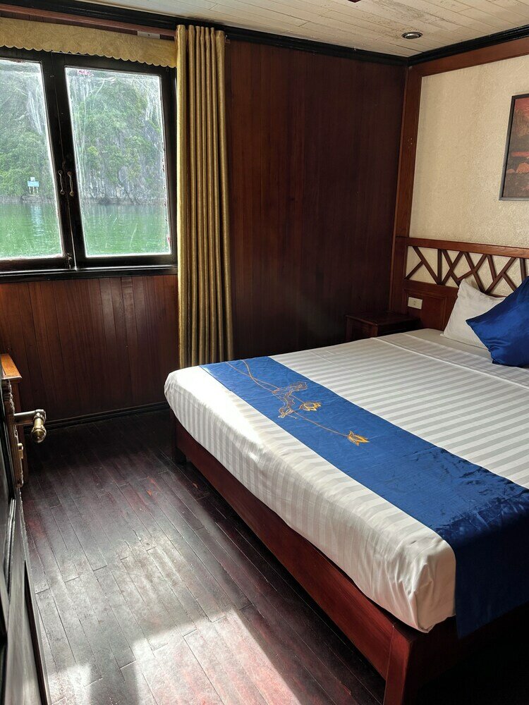 Фото Halong Marina Bay Cruise