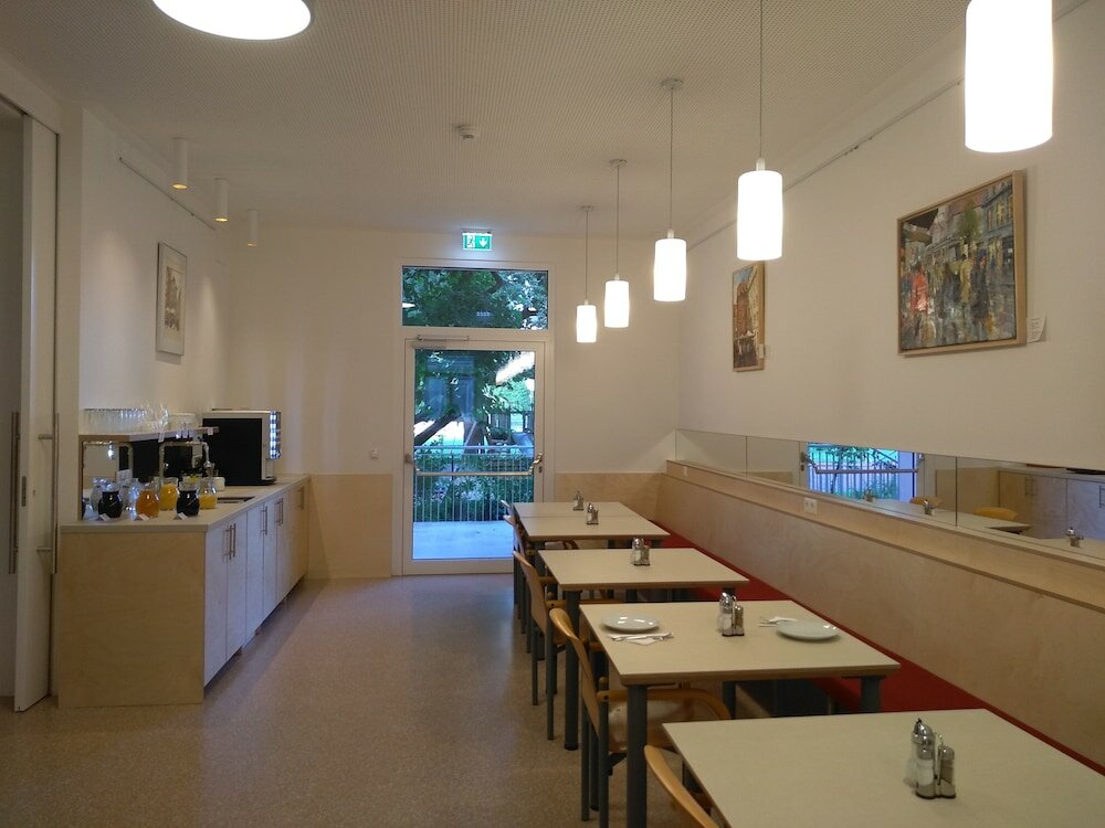 Фото Haus Mobene - Hotel Garni