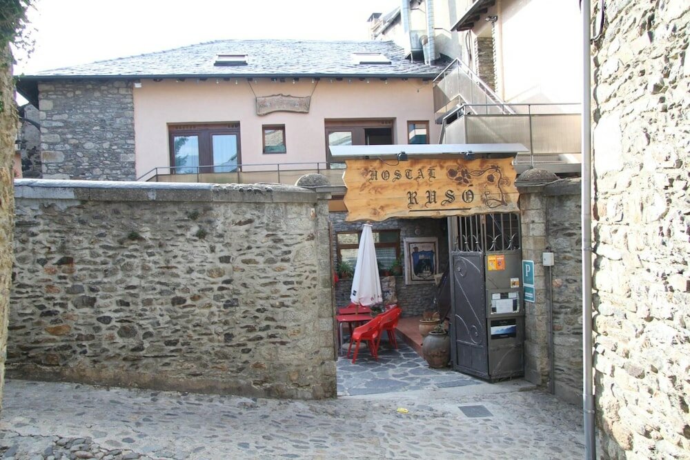 Фото Hostal Ruso