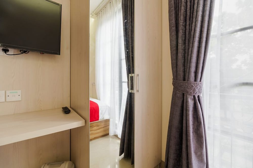 Фото Residences by RedDoorz @ Guntur Raya Setiabudi