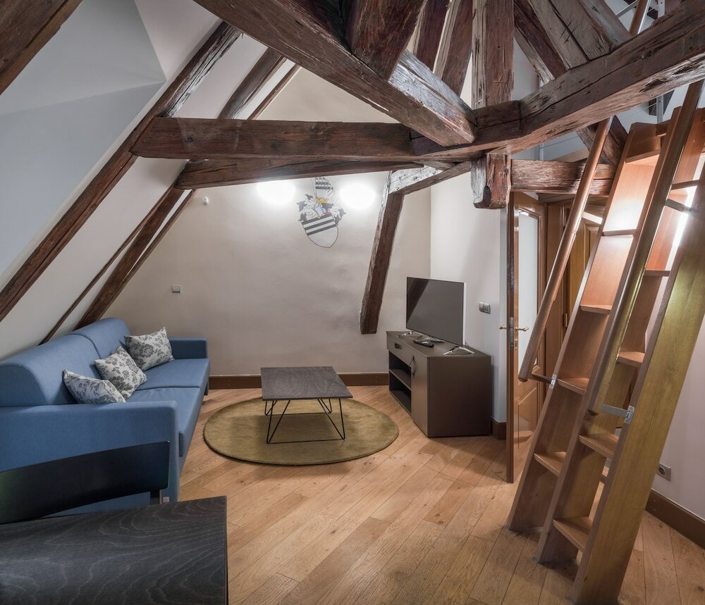 Фото 3 Epoques Apartments by Adrez