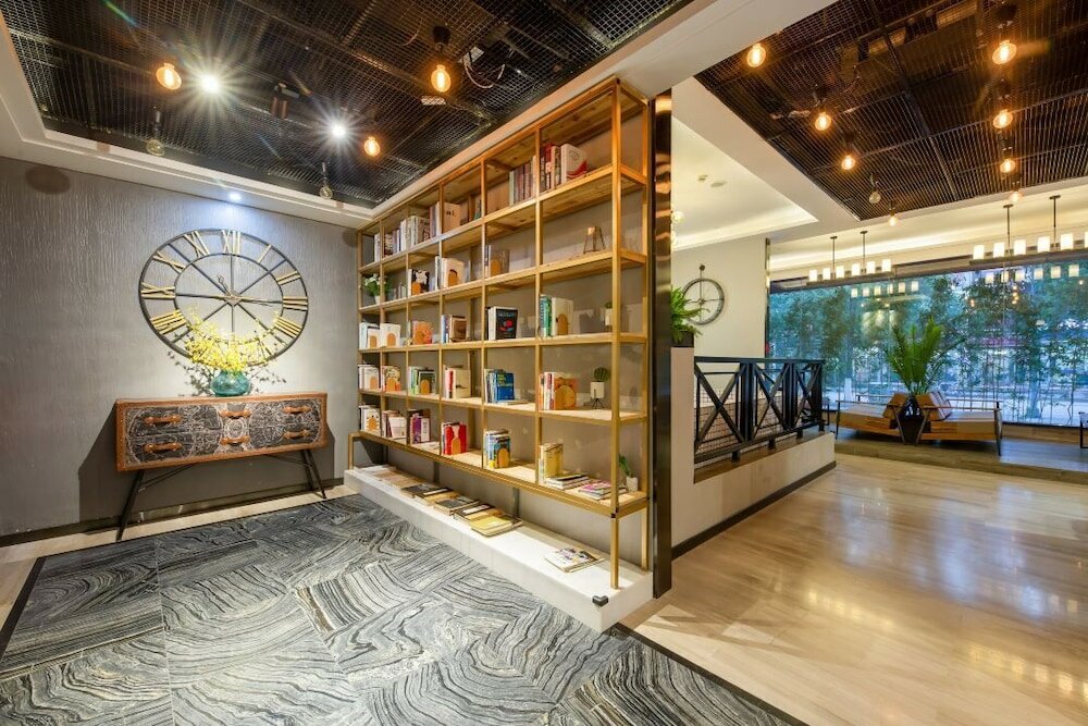 Фото Shanghai Vintage Hotel Disneyland Branch