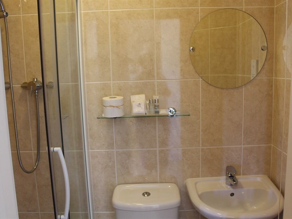 Фото The Laurels Guesthouse