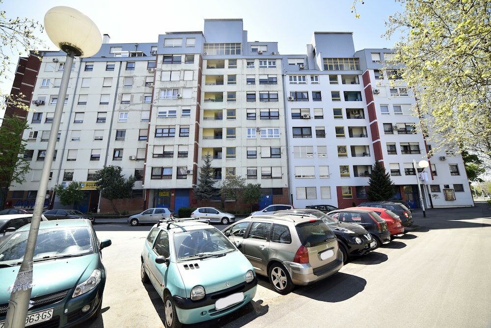 Фото Apartment Place4U