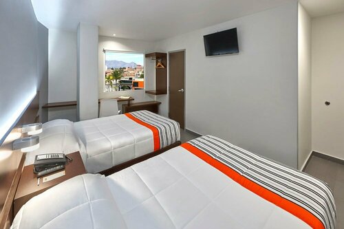 Гостиница City Express Junior by Marriott Aguascalientes Centro в Агуаскальентесе