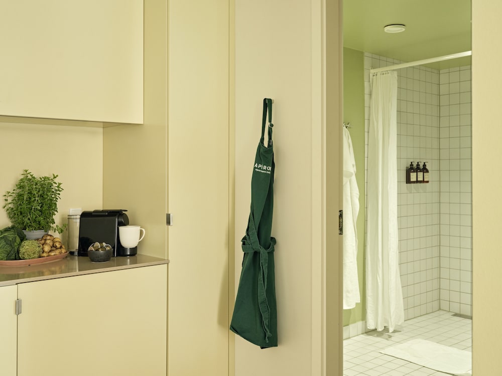 Фото Apēron Apartment Hotel