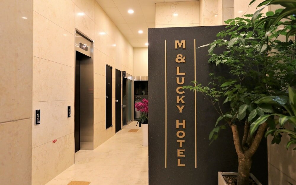 Фото M&Lucky Hotel