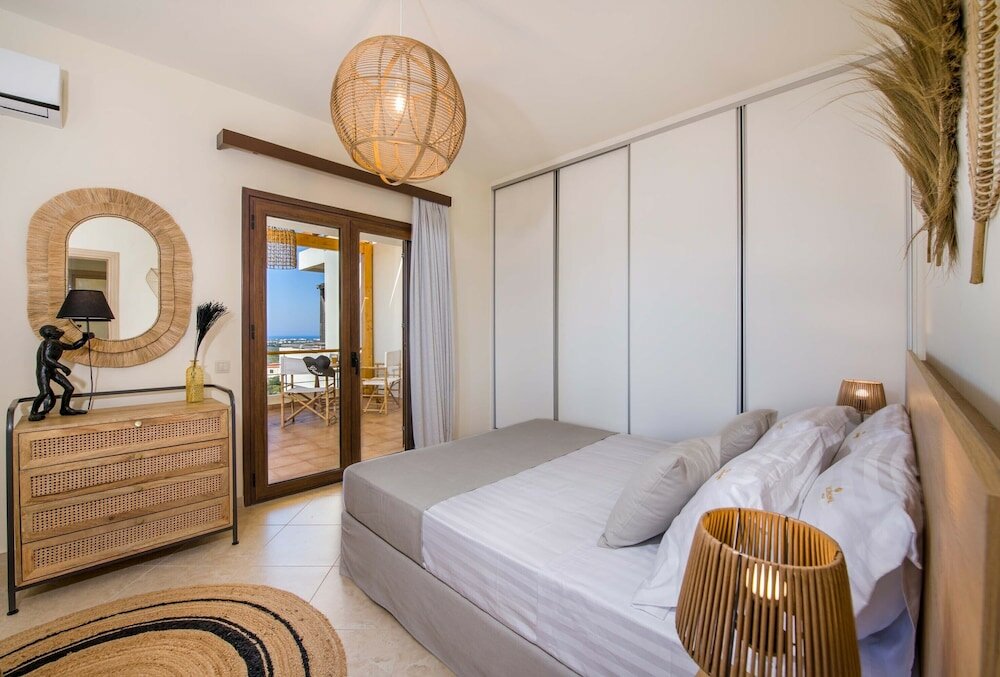 Фото EcoHome Villa