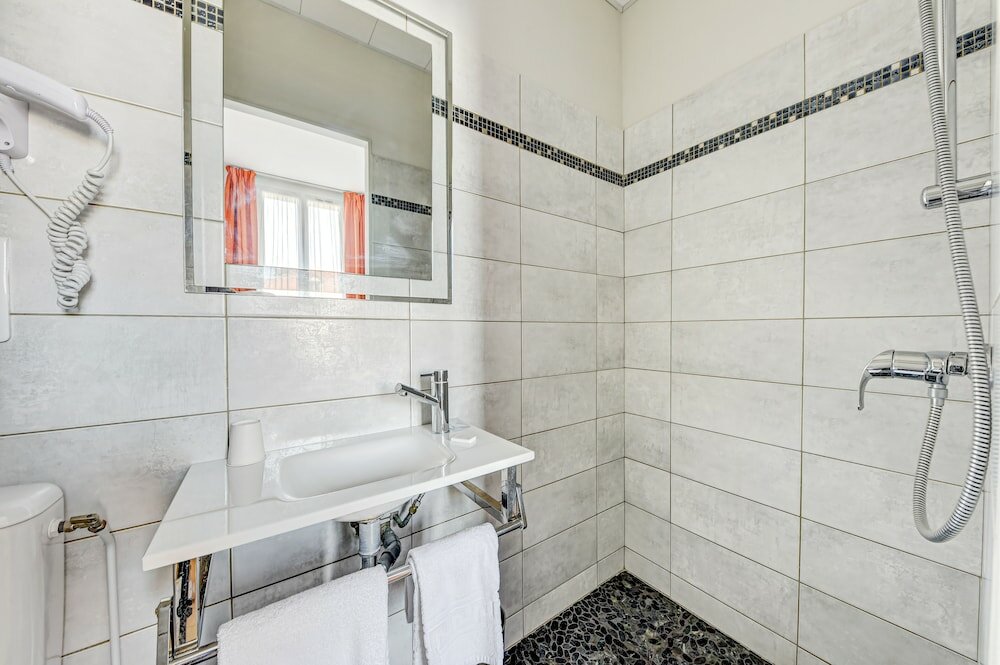 Фото Hotel Robespierre