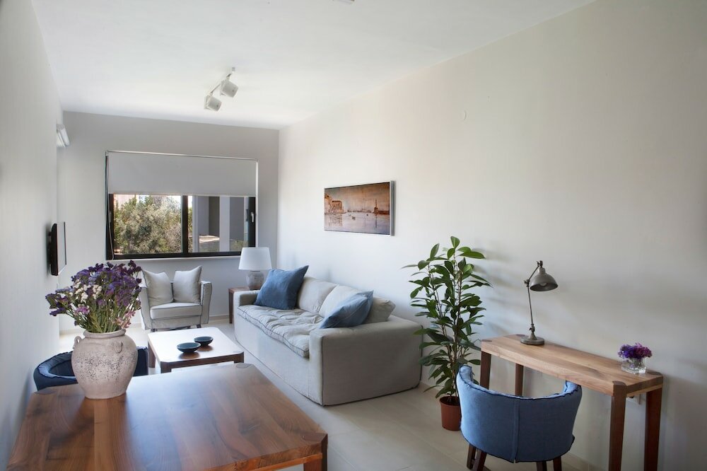 Фото Aethrion Boutique Homes