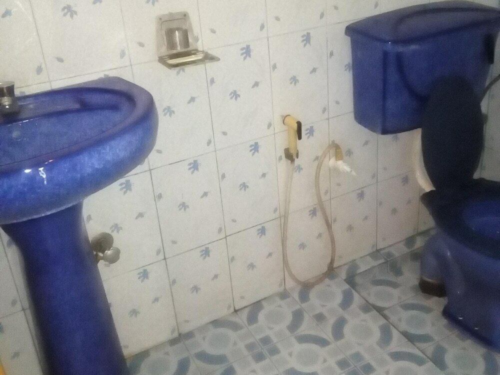 Фото Thevindu guest & red mud resturent