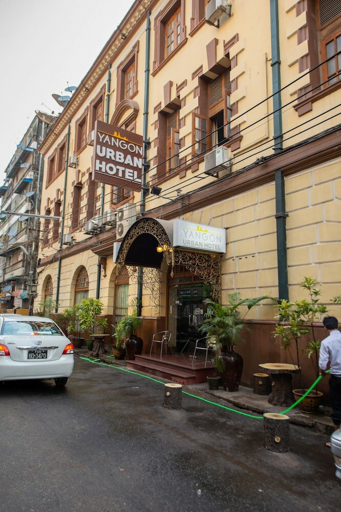 Фото отеля 2