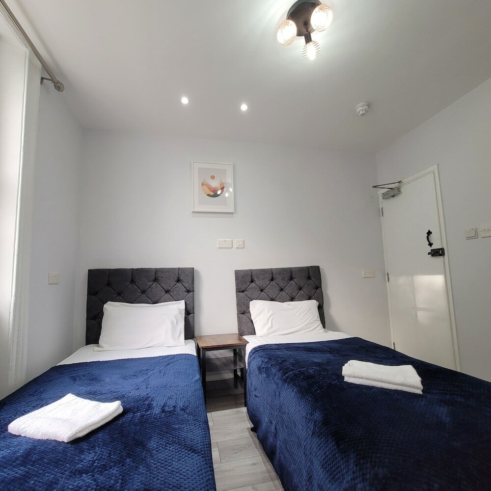 Фото Argyle Square Hotel