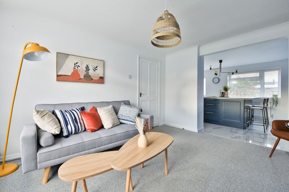 Фото Spacious 3 Bedroom House in Barry