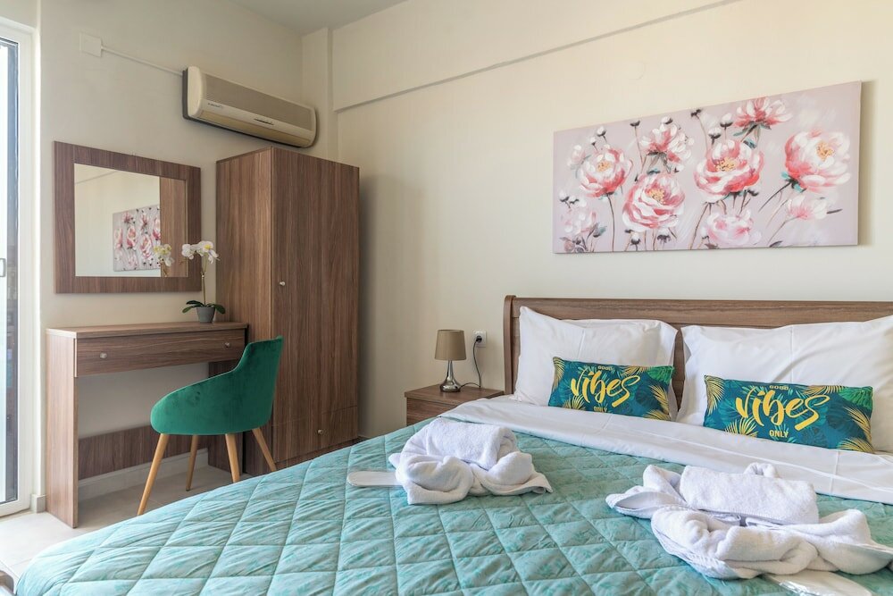 Фото Asterion Luxury Studios Airport