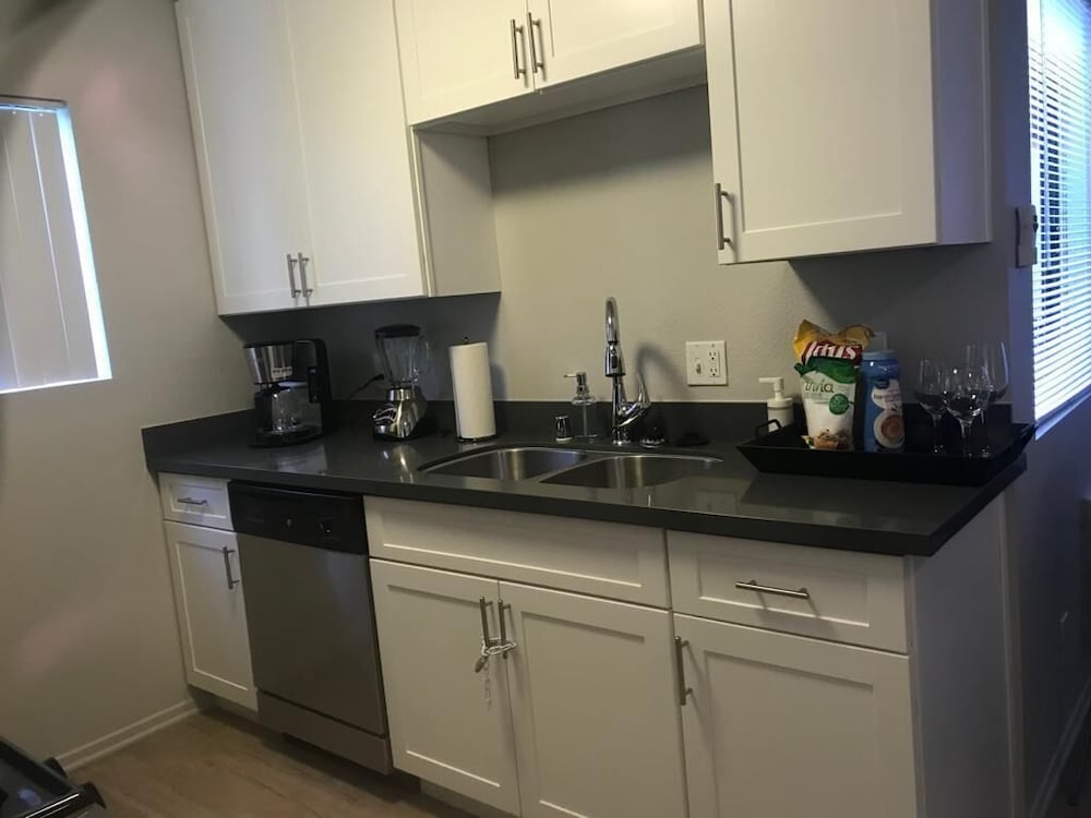 Фото Hollywood Charming Vacation