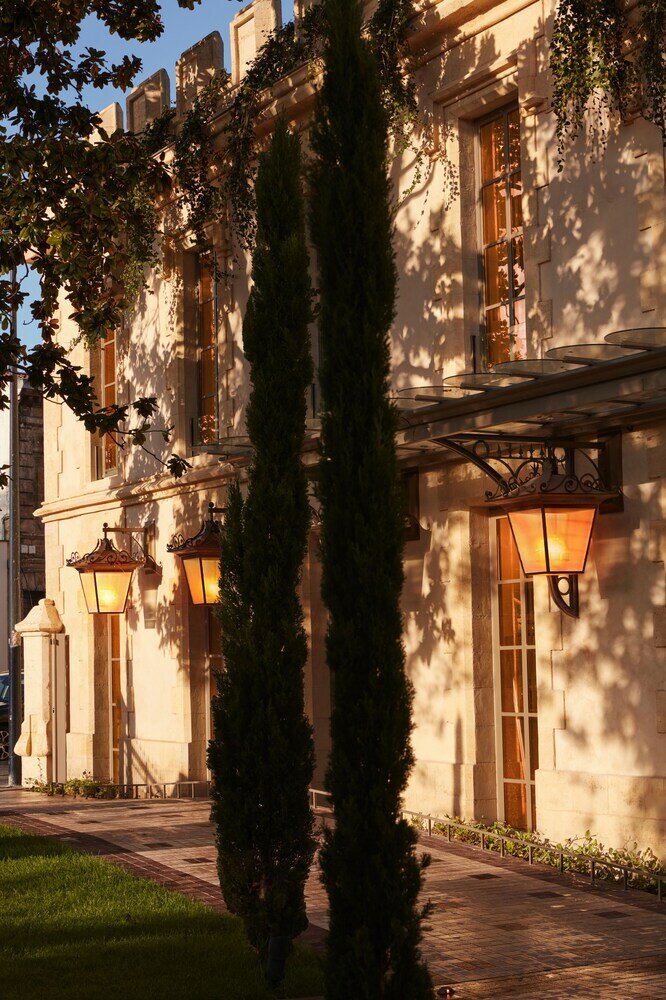 Фото Mondrian Bordeaux Les Carmes