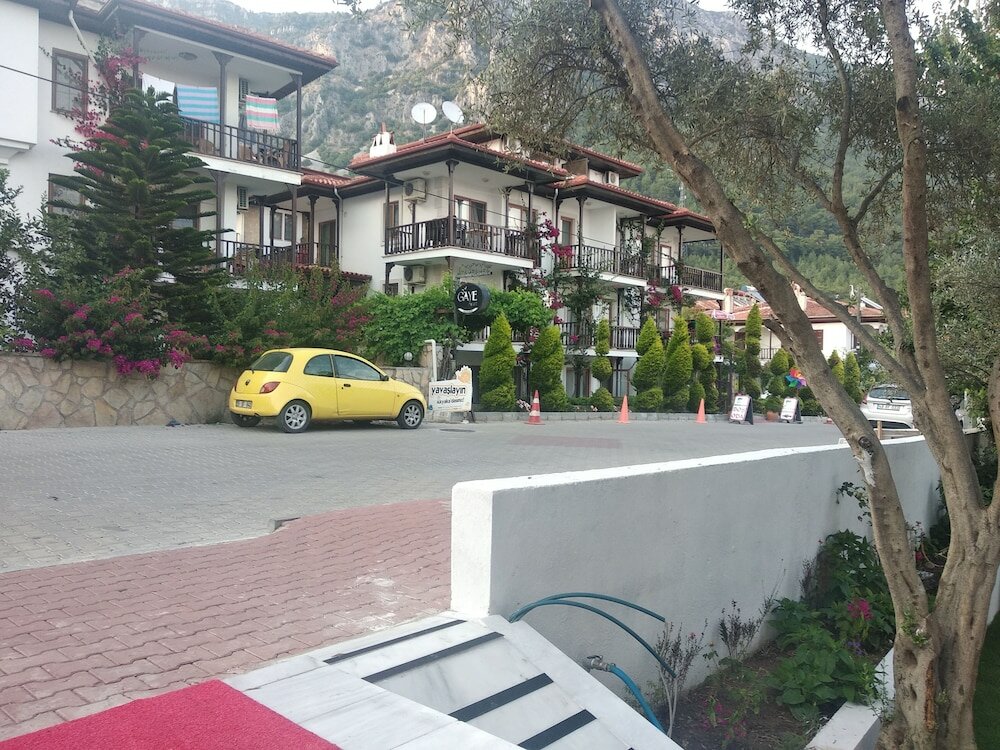 Фото отеля 3