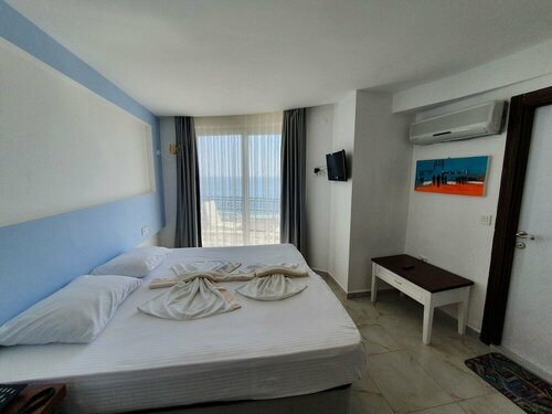 Гостиница Rugged Hotels в Махмутларе