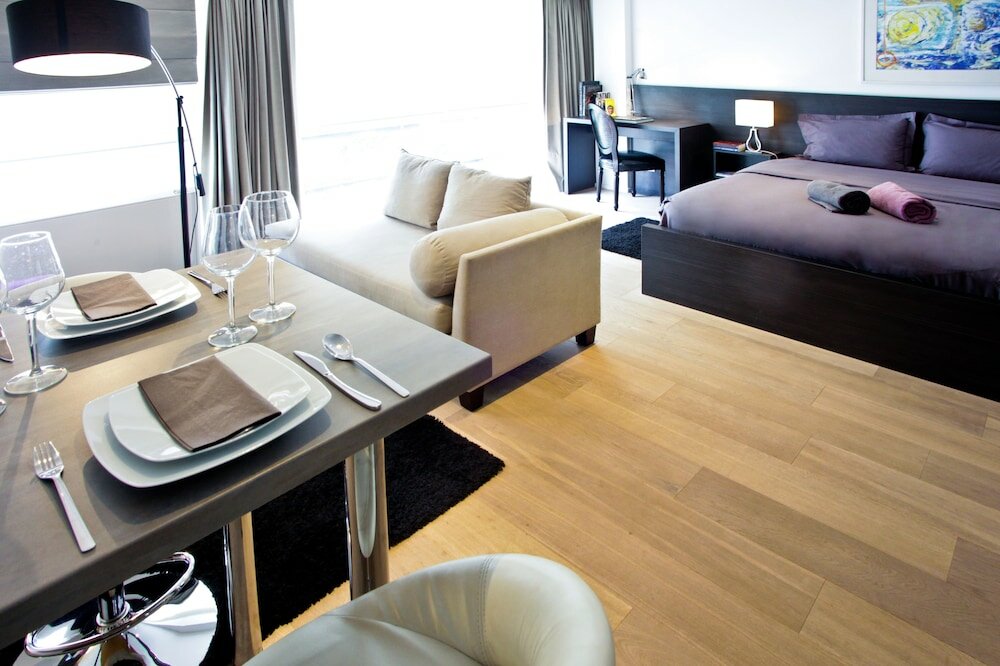 Фото Flat Moliere