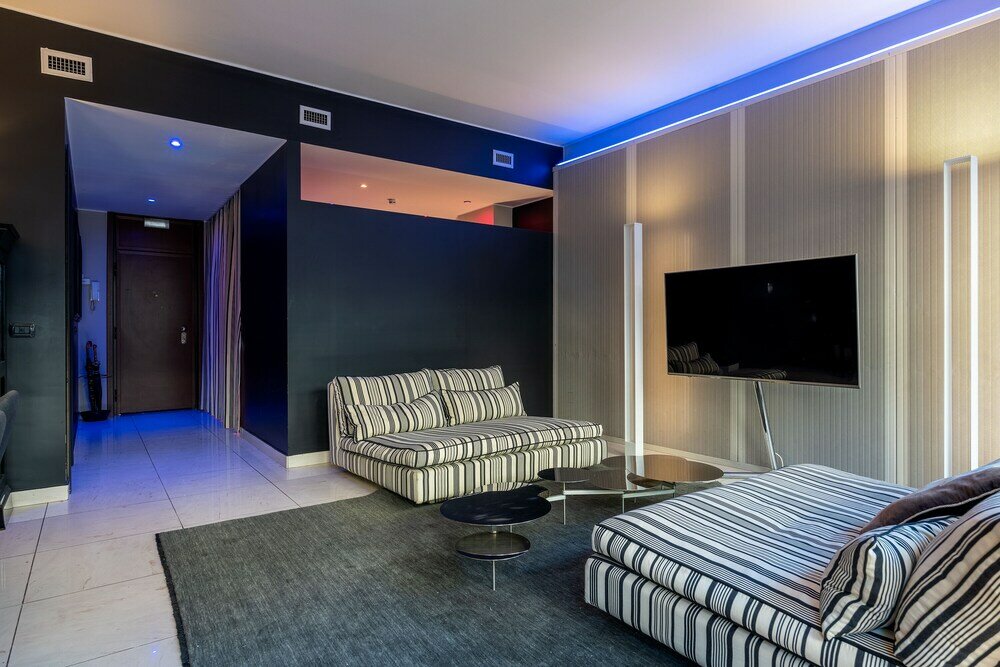 Фото The King Of Milan