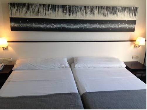 Фото Hotel Macià Plaza