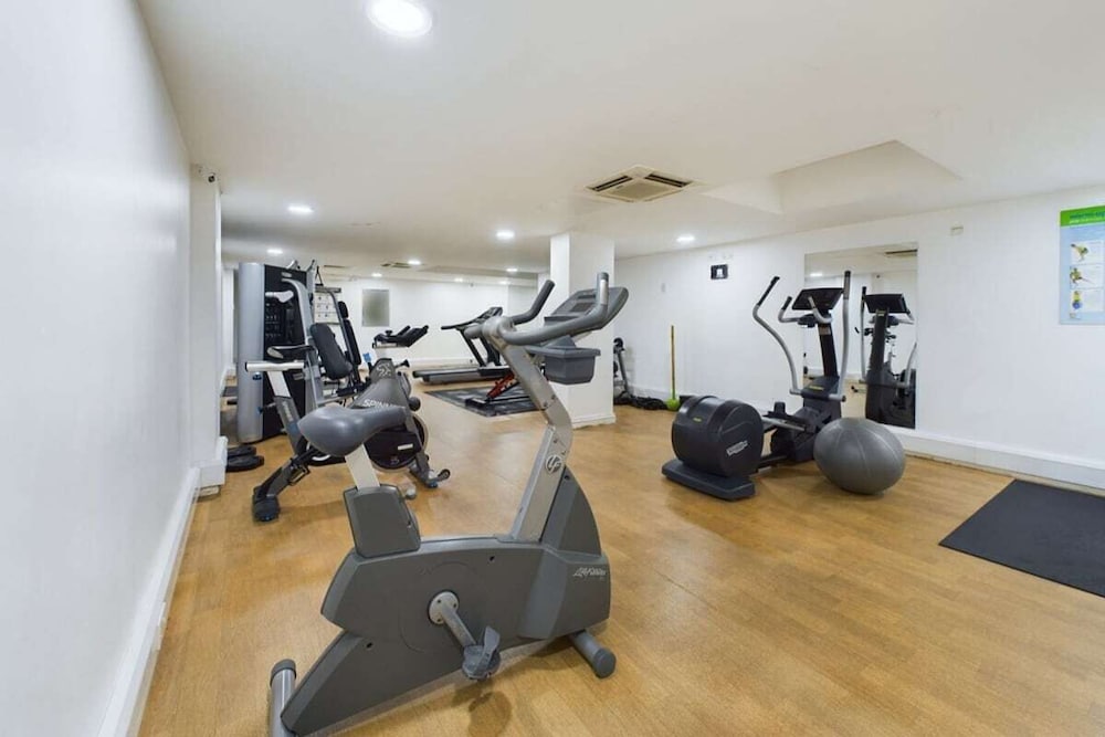 Фото The Battersea Sanctuary - Classy 1bdr Flat With Terrace