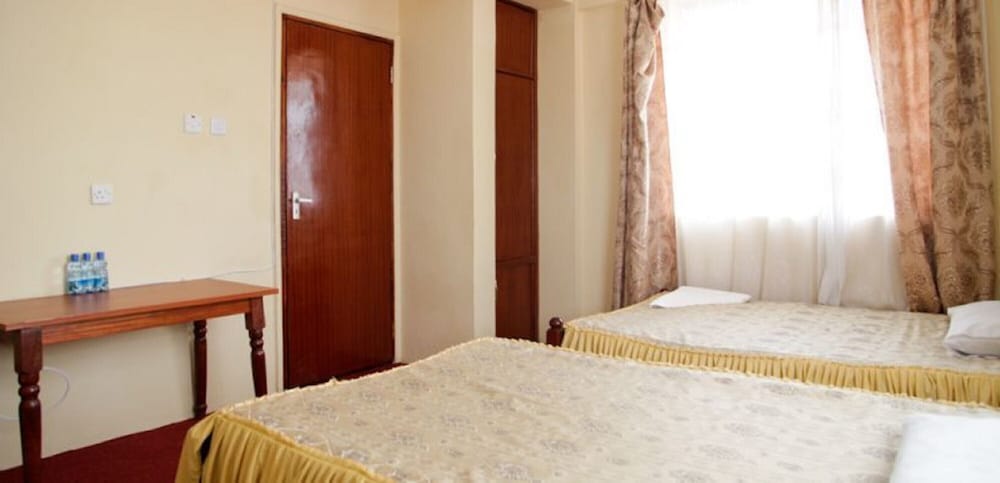 Фото Cool Rivers Hotel