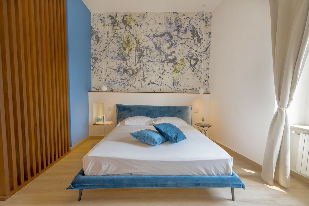 Фото La Banchina Luxury Suites