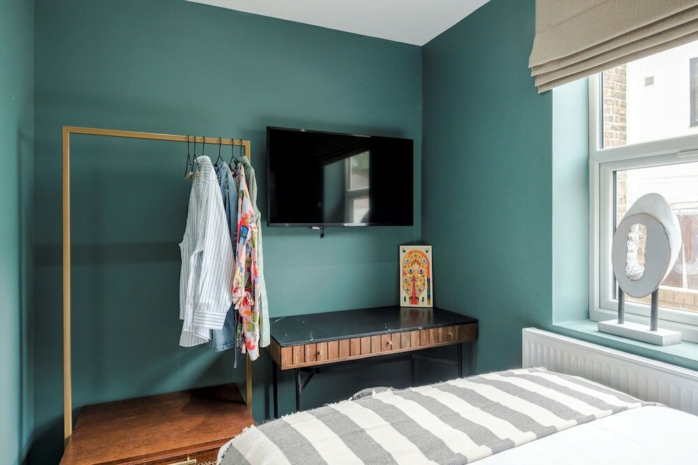 Фото Your Apartment Shepherd's Bush