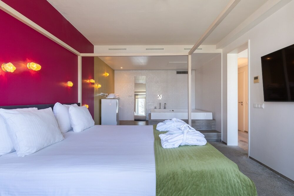 Фото Rotterdam Airport Hotel, Bw Signature Collection