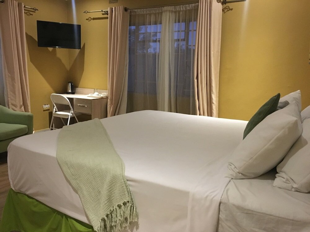 Фото Flower Inn Guest House