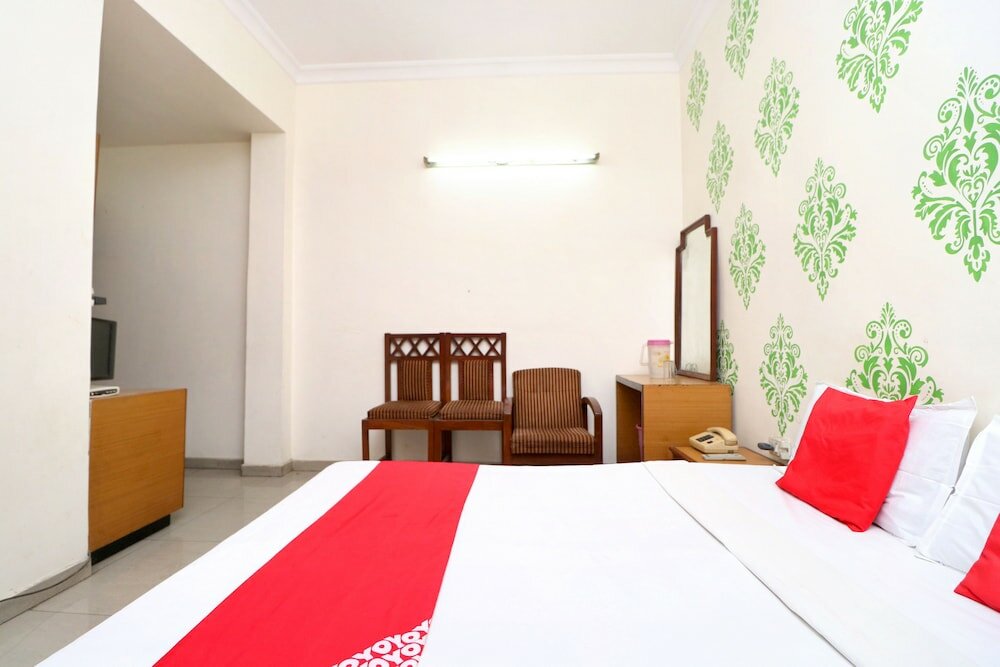 Фото Oyo 8623 Hotel Destination