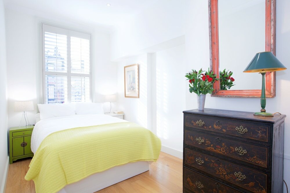 Фото Altido English Retro 2br Apt Near Battersea Park